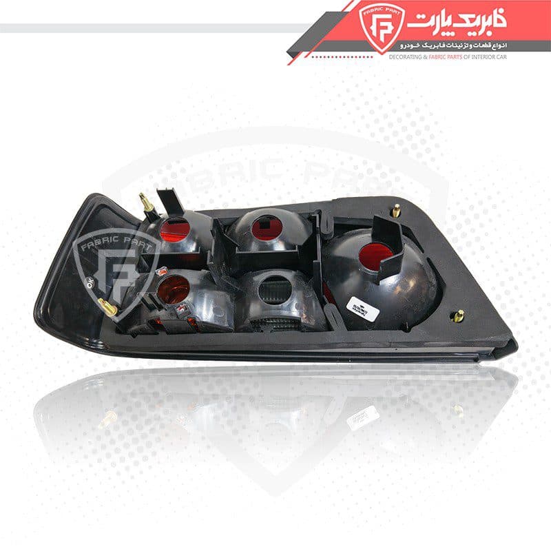چراغ خطر عقب راست پژو 405 با سیم کشی بدون لامپ — تصویر ۲