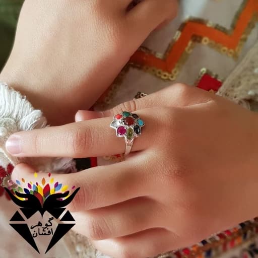 انگشتر نقره چند جواهر زنانه با حرز امام جواد مدل گل
