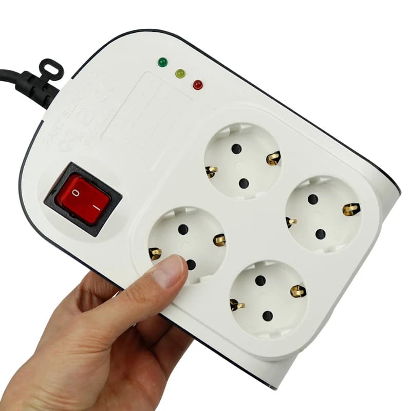 محافظ برق صوتی تصویری 4 خانه ارت دار پارت الکتریک PE8792 با کابل 3 متری — تصویر ۵