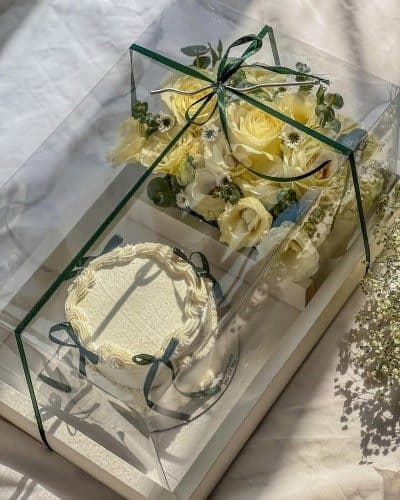 گل تولد و کیک دخترانه