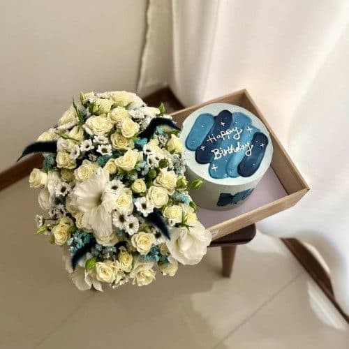 پک هدیه و کیک تولد با گل برای نوزاد پسر