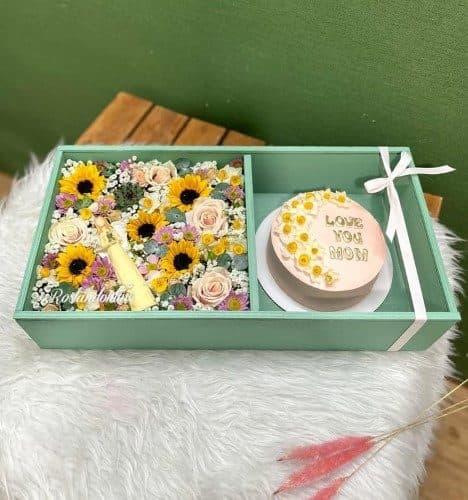 هدیه ی تولد همراه با گل و کیک برای دختر