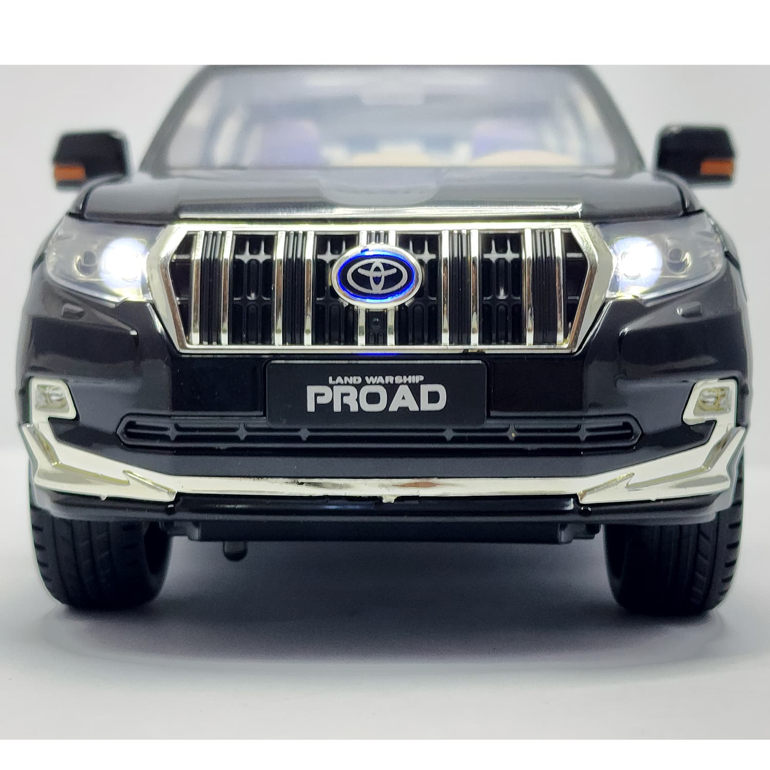 ماکت ماشین مدل فلزی چراغ دار 6درب بازشو پرادو طرح land cruiser prado — تصویر ۲
