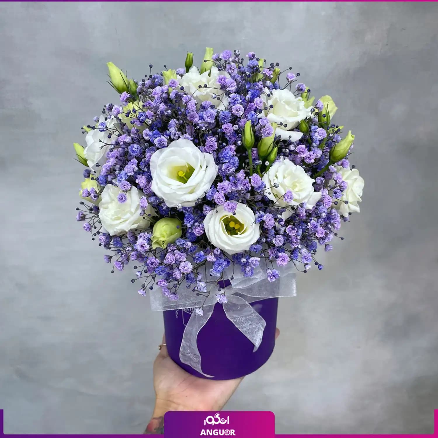 باکس گل ترکیبی لیسیانتوس و ژیپسوفیلا