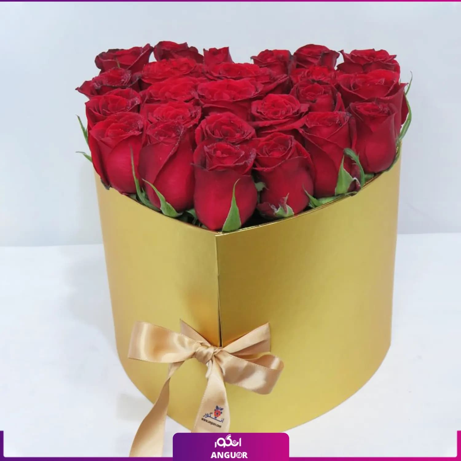 باکس سورپرایزی قلبی گل رز و شکلات | باکس گل ولنتاین — تصویر ۳