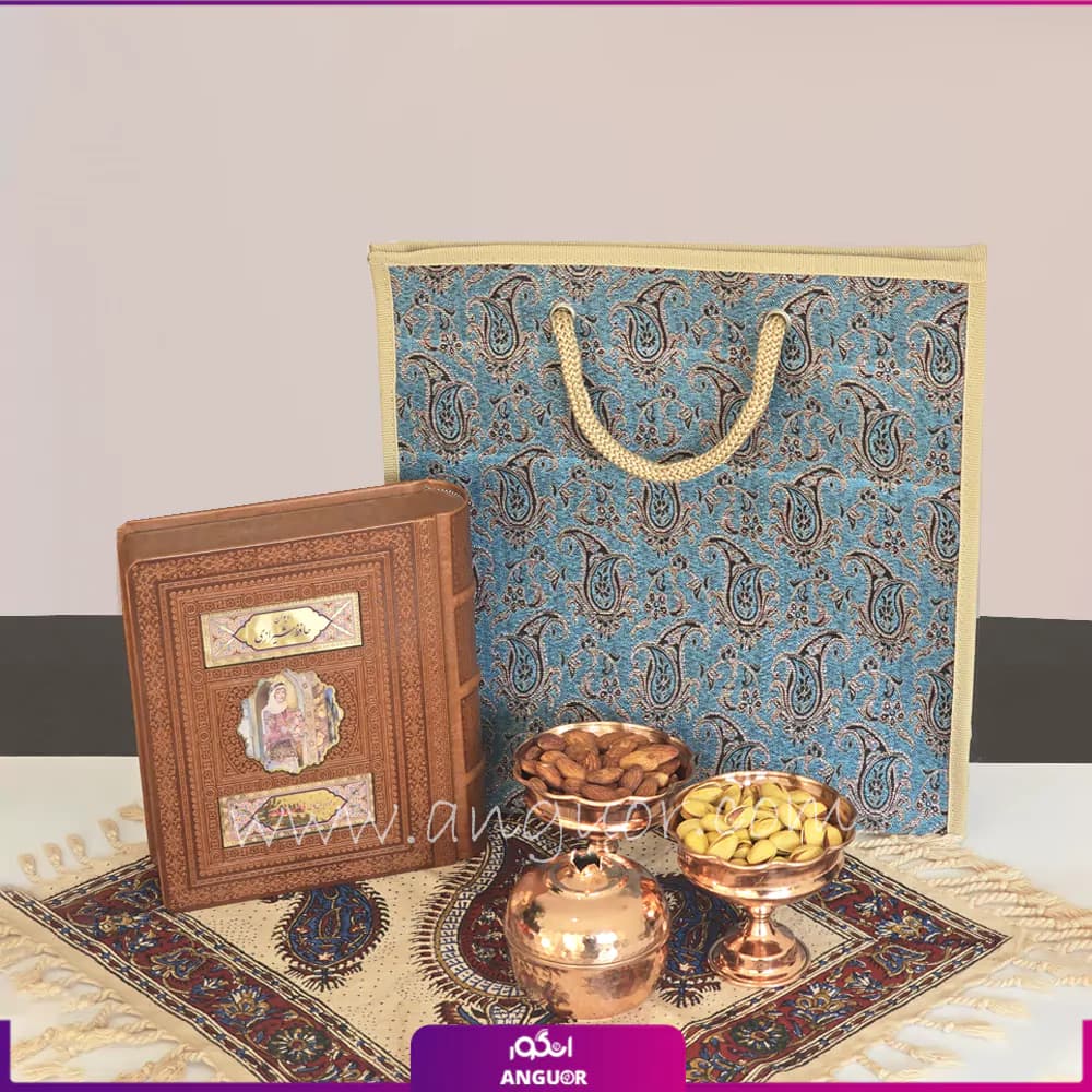 هدیه‌ای سنتی برای شب یلدا — تصویر ۲