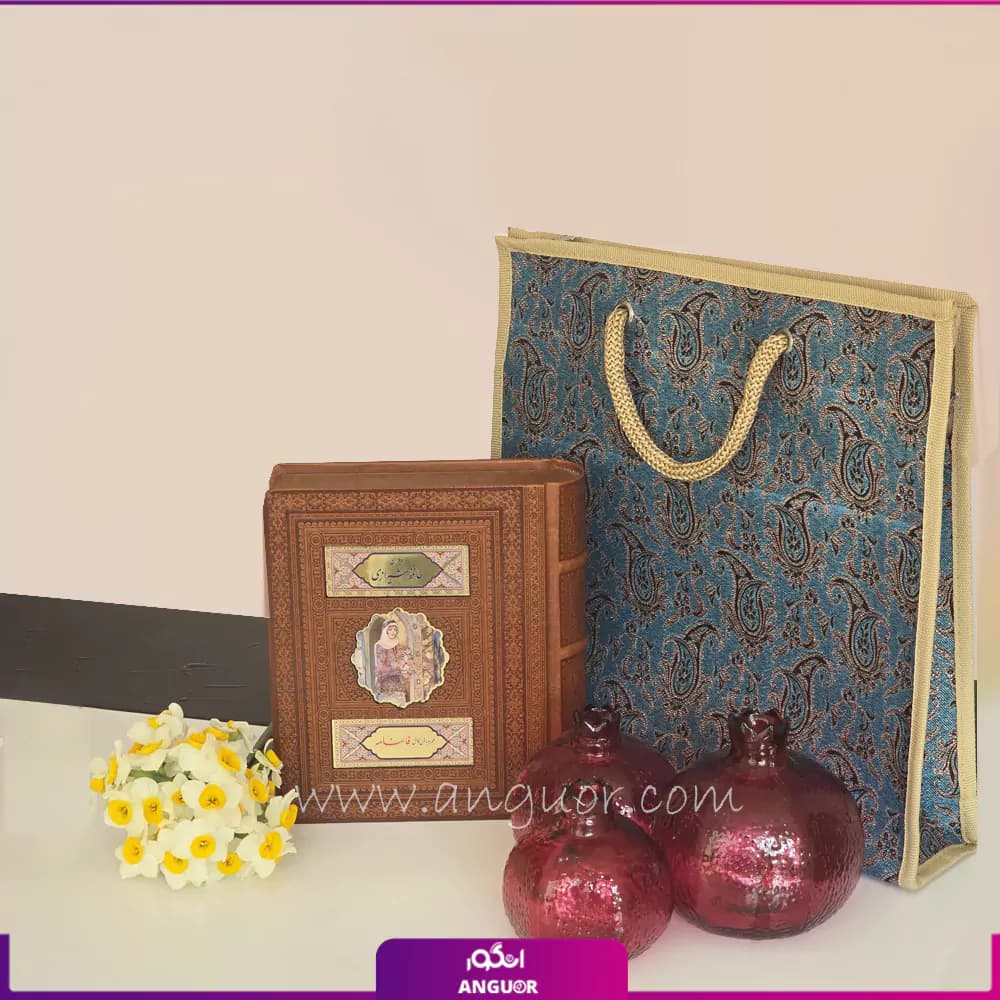 انار و گل، هدیه‌ای خاص برای شب یلدا — تصویر ۲