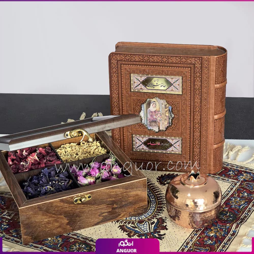 یلدای اصیل با جعبه دمنوش و انار