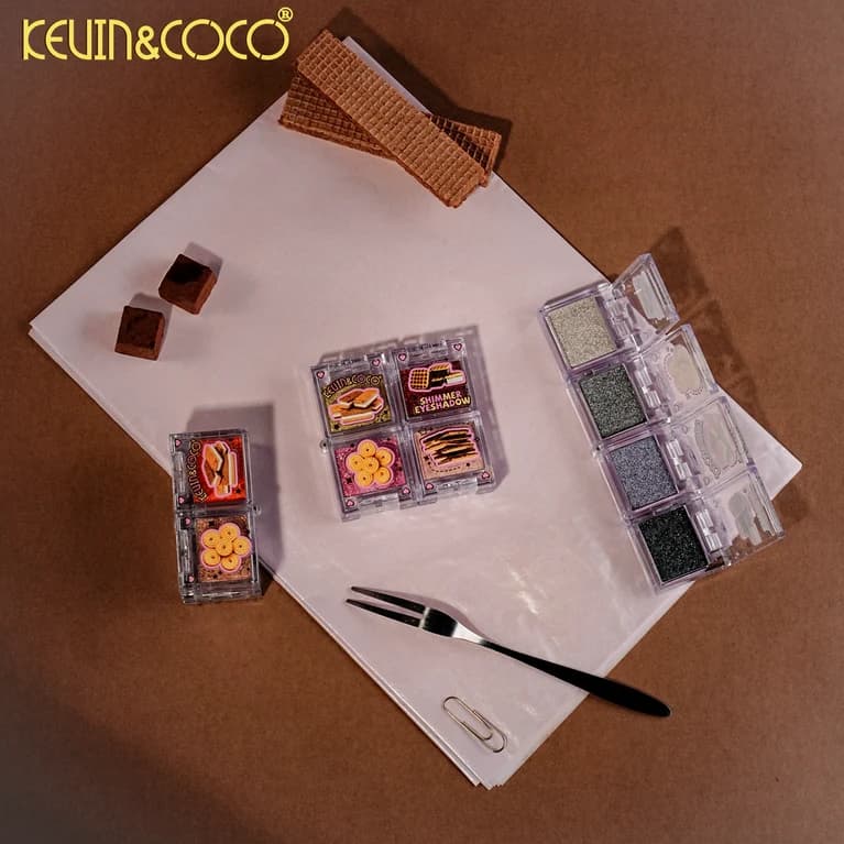 پالت سایه تاشو ۴ رنگ Kevin & coco — تصویر ۴