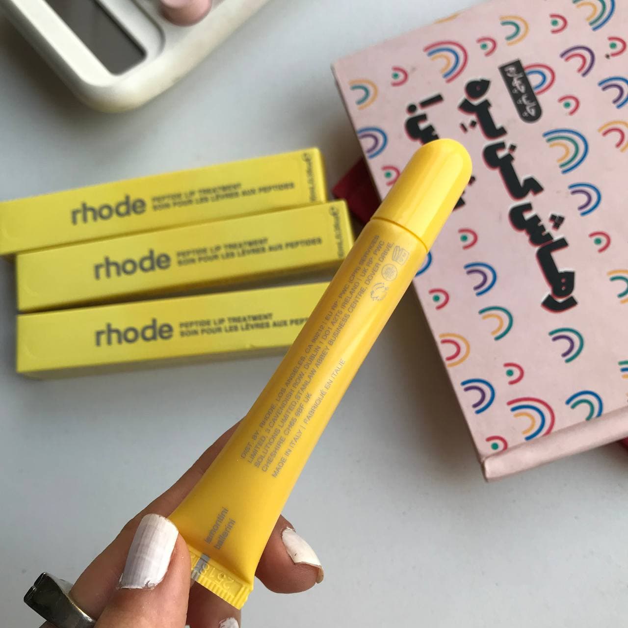لیپ گلاس لیمویی rhod — تصویر ۳