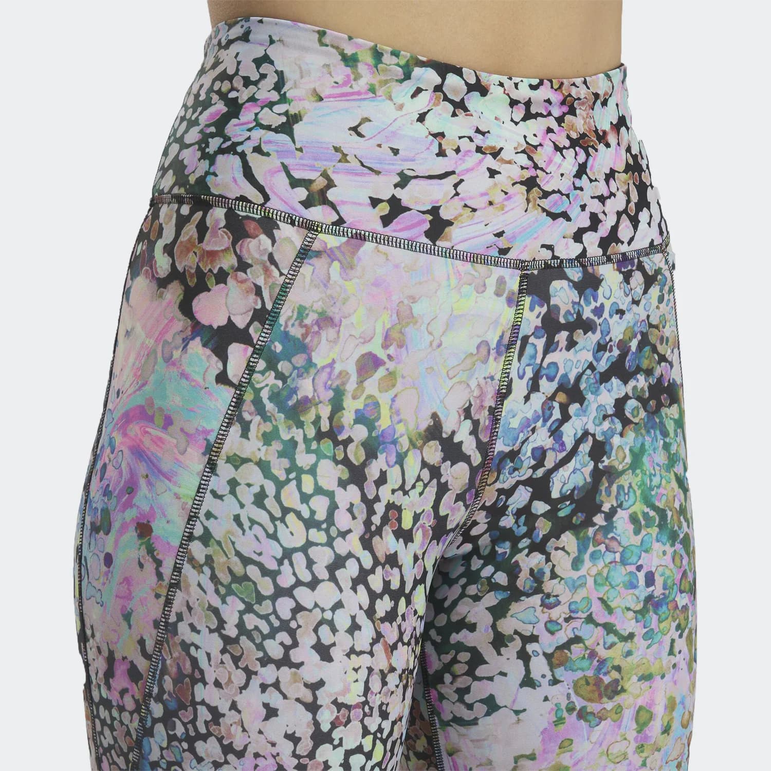 لگ زنانه ریباک مدل Lux Bold High-Rise Modern Safari Leggings — تصویر ۴