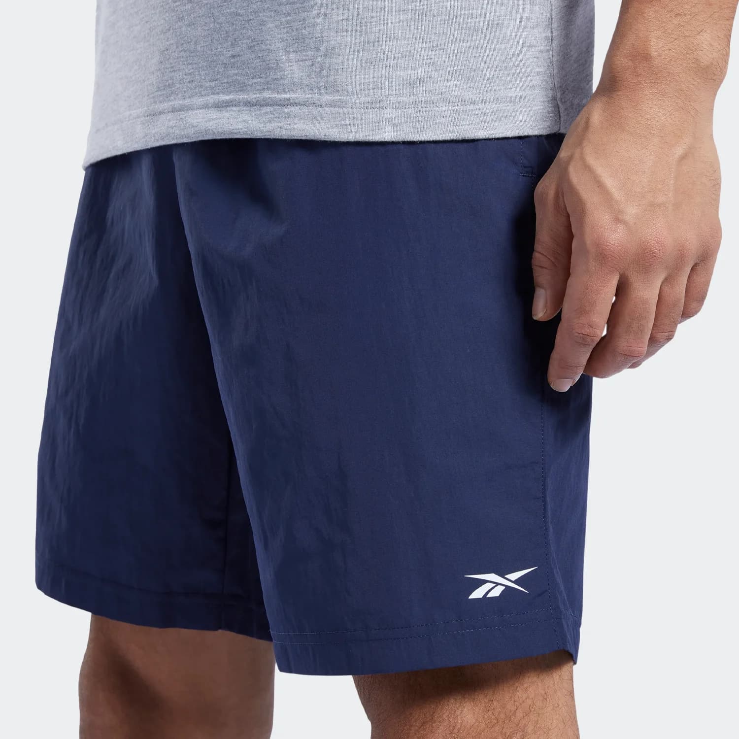 شلوارک مردانه ریباک مدل Reebok Men Training Essentials Utility Shorts — تصویر ۵