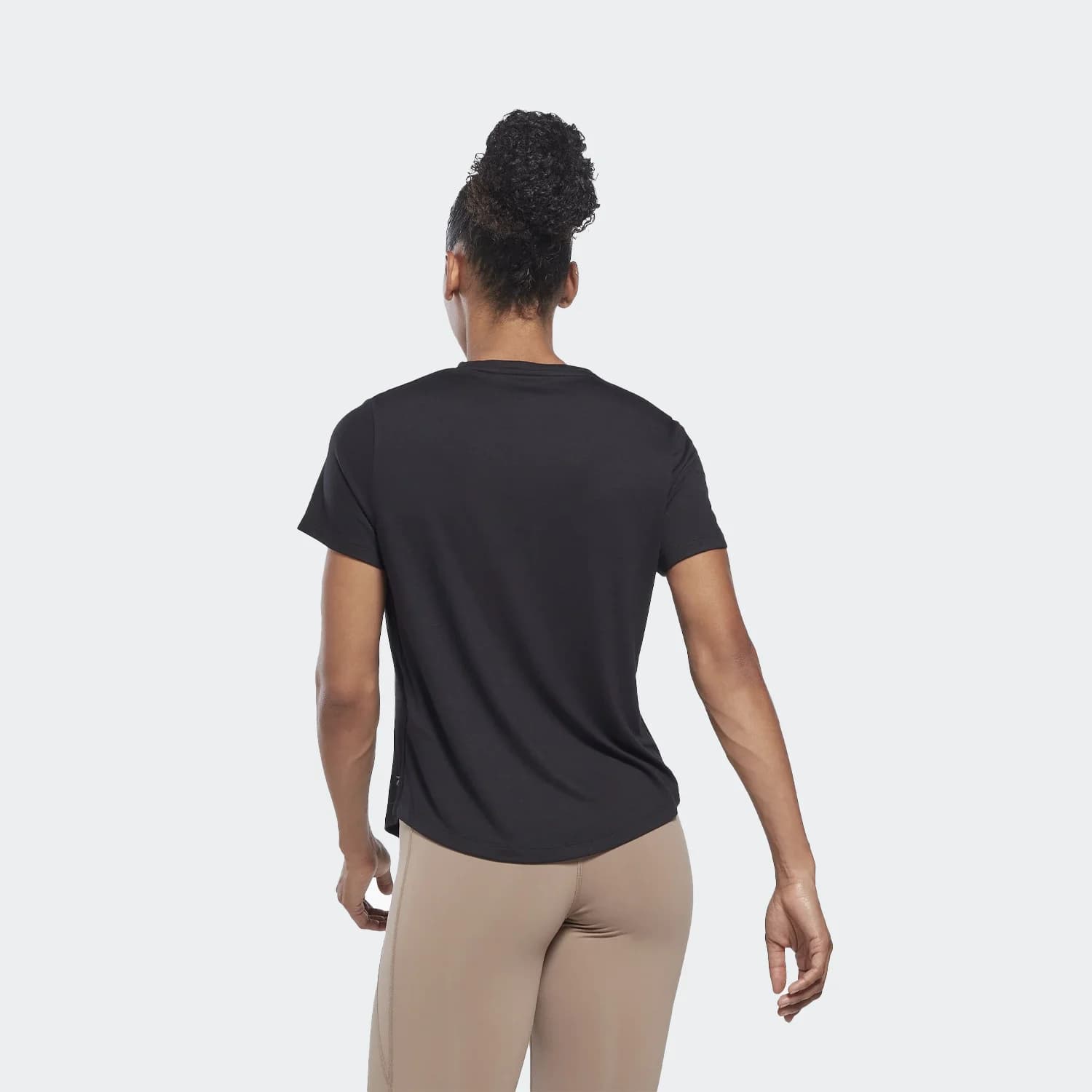 تیشرت زنانه ریباک مدل Reebok Activchill Dreamblend Women’s T-Shirt — تصویر ۳