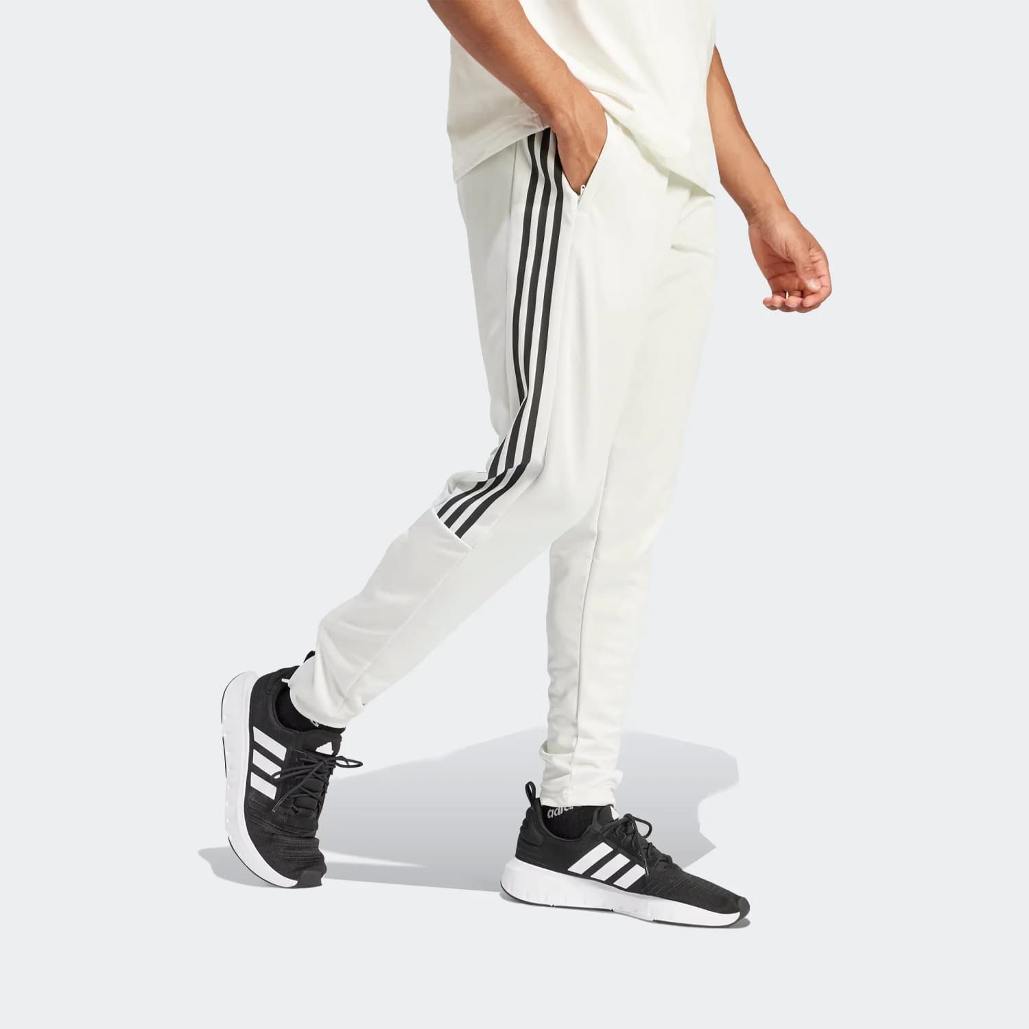 شلوار مردانه آدیداس مدل Tiro Wordmark Pants — تصویر ۳