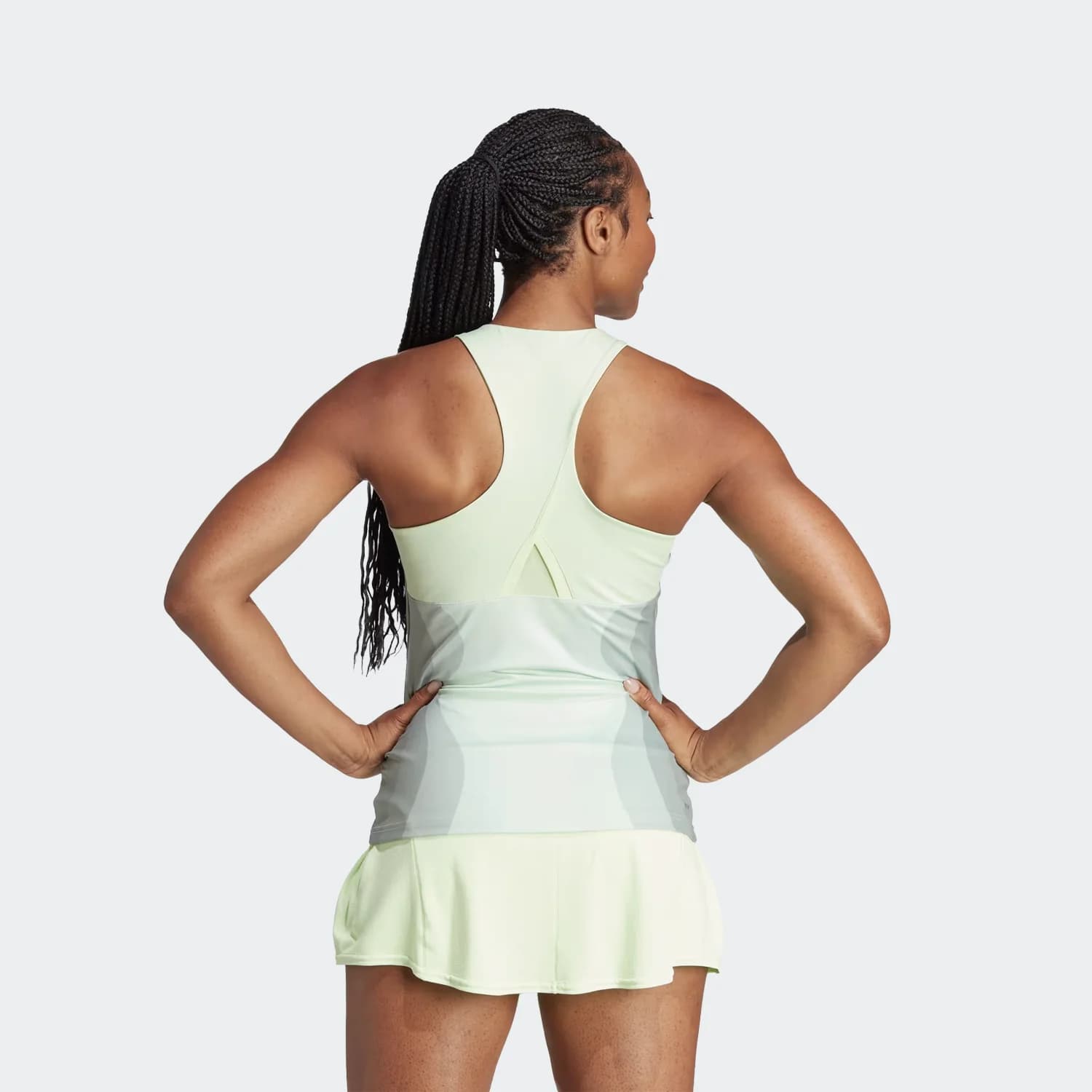 تاپ زنانه آدیداس مدل Tennis HEAT.RDY Pro Y-Tank Top — تصویر ۳