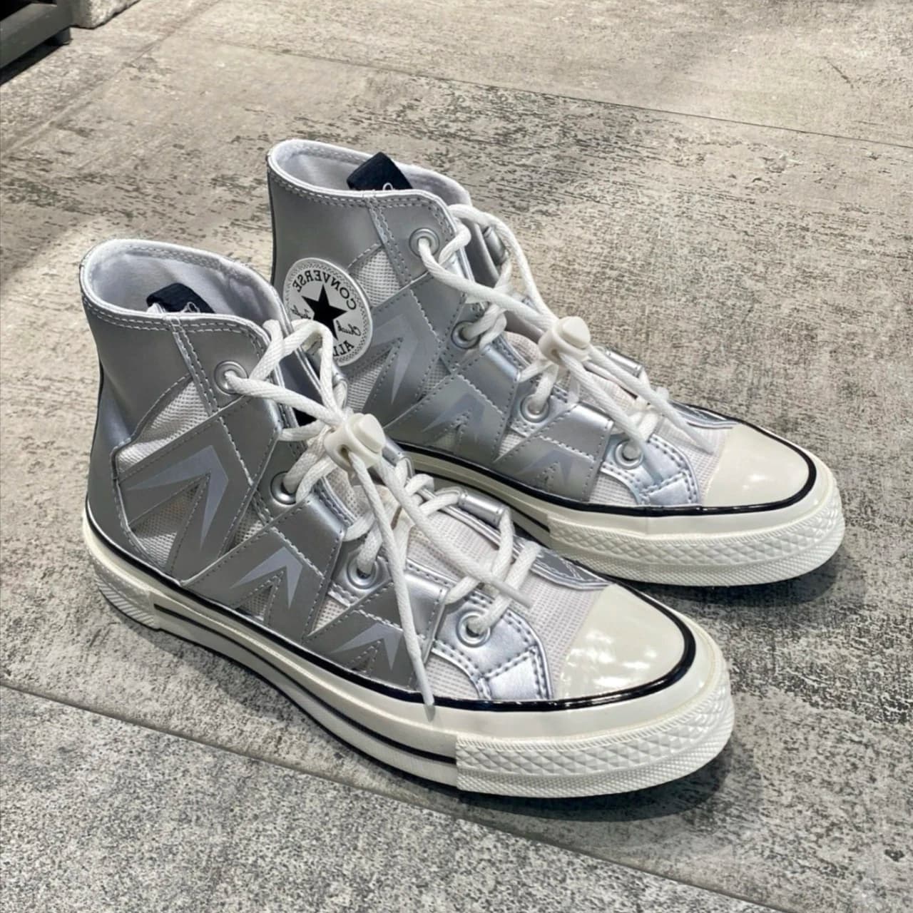 کانورس آل استار ساقدار چاک تیلور نقره ای Converse Chuck Taylor All Star 70 Dull Silver — تصویر ۲