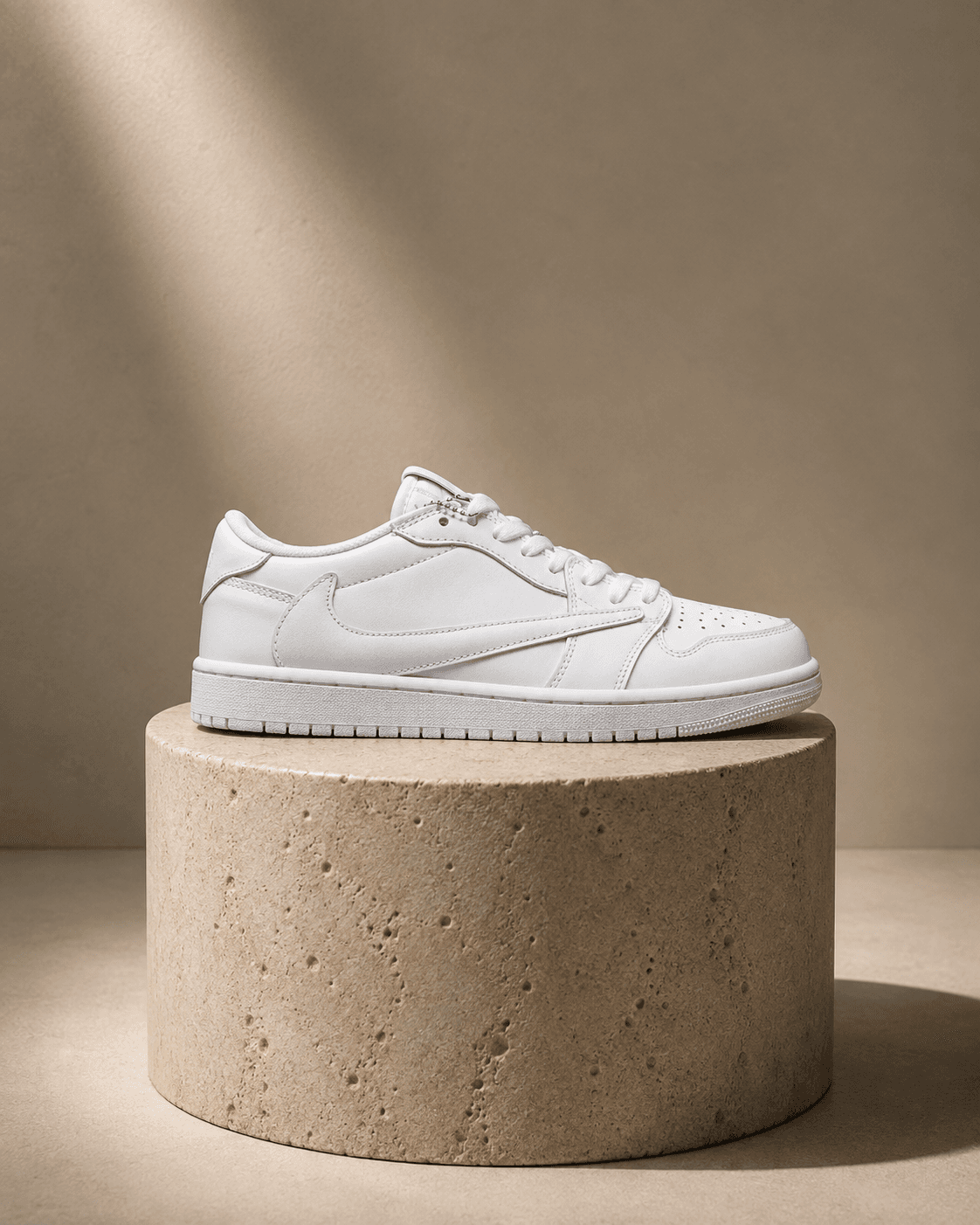 نایک ایر جردن ۱ بدون ساق تراویس اسکات پارتی تمام سفید Nike air jordan 1 low Travis Scott White Party