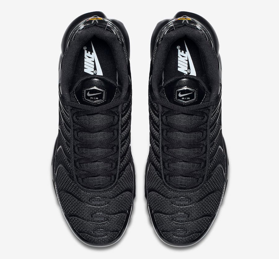 نایک ایرمکس پلاس مشکی nike air max plus black — تصویر ۴