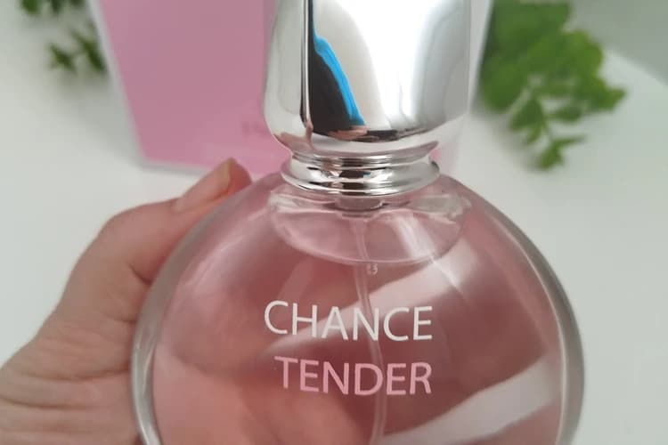 عطر زنانه chance tender — تصویر ۳