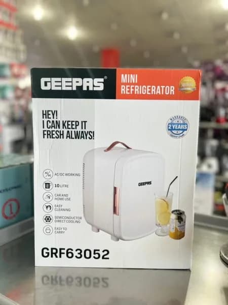 یخچال خودرو 10 لیتری جیپاس GRF63052 | یخچال مسافرتی کوچک و کم‌مصرف