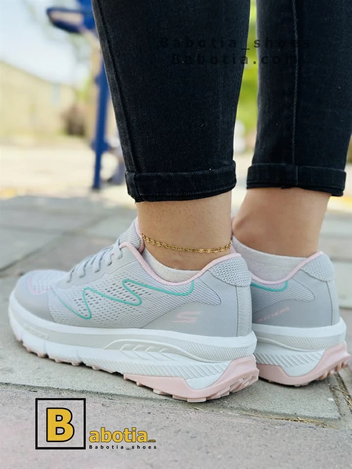 کتونی اسکیچرز مموری فوم طوسی — تصویر ۴