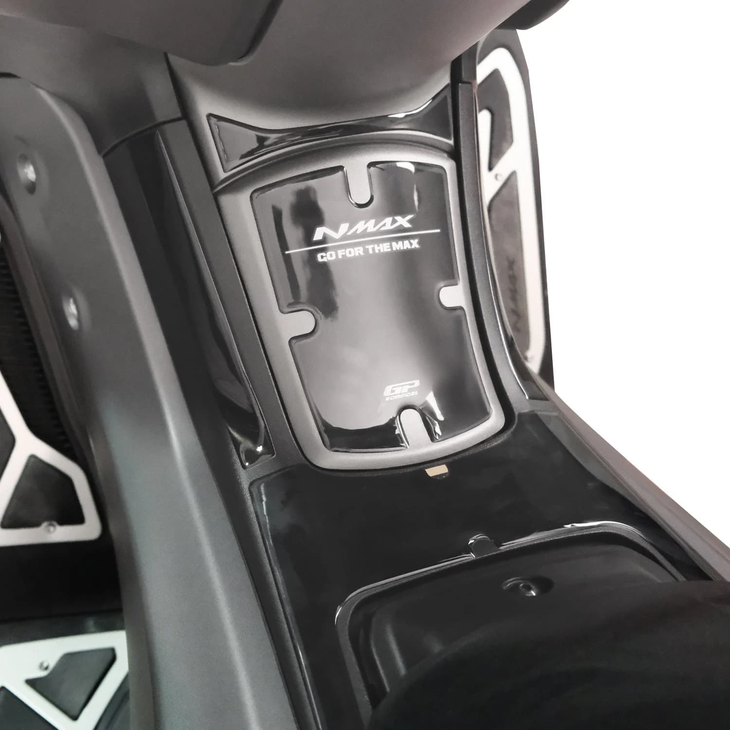 ست پد باک مشکی خط طوسی Nmax Turbo 2025 GP / ساخت ترکیه اصل — تصویر ۳