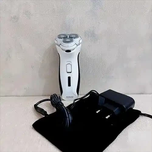 ماشین اصلاح سه تیغ فیلیپس RQ-8280 — تصویر ۳