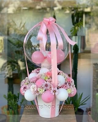 گل برای زایمان پسر با گل‌های تازه و دیزاین حرفه‌ای