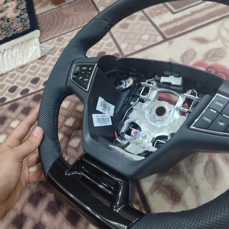 غربیلک فرمان کروز پلاس مدل چرمی طرح دی کات مناسب برای تارا — تصویر ۲