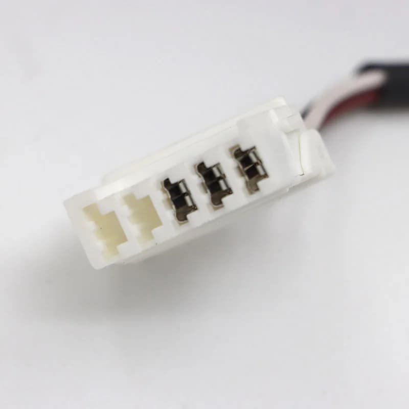 آینه جانبی برقی راست پاسیکو مدل P1078 مناسب برای پژو 405 — تصویر ۴