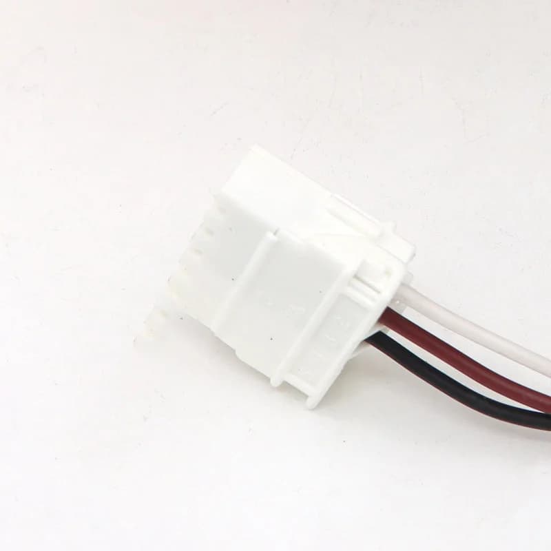 آینه جانبی برقی راست پاسیکو مدل P1078 مناسب برای پژو 405 — تصویر ۳
