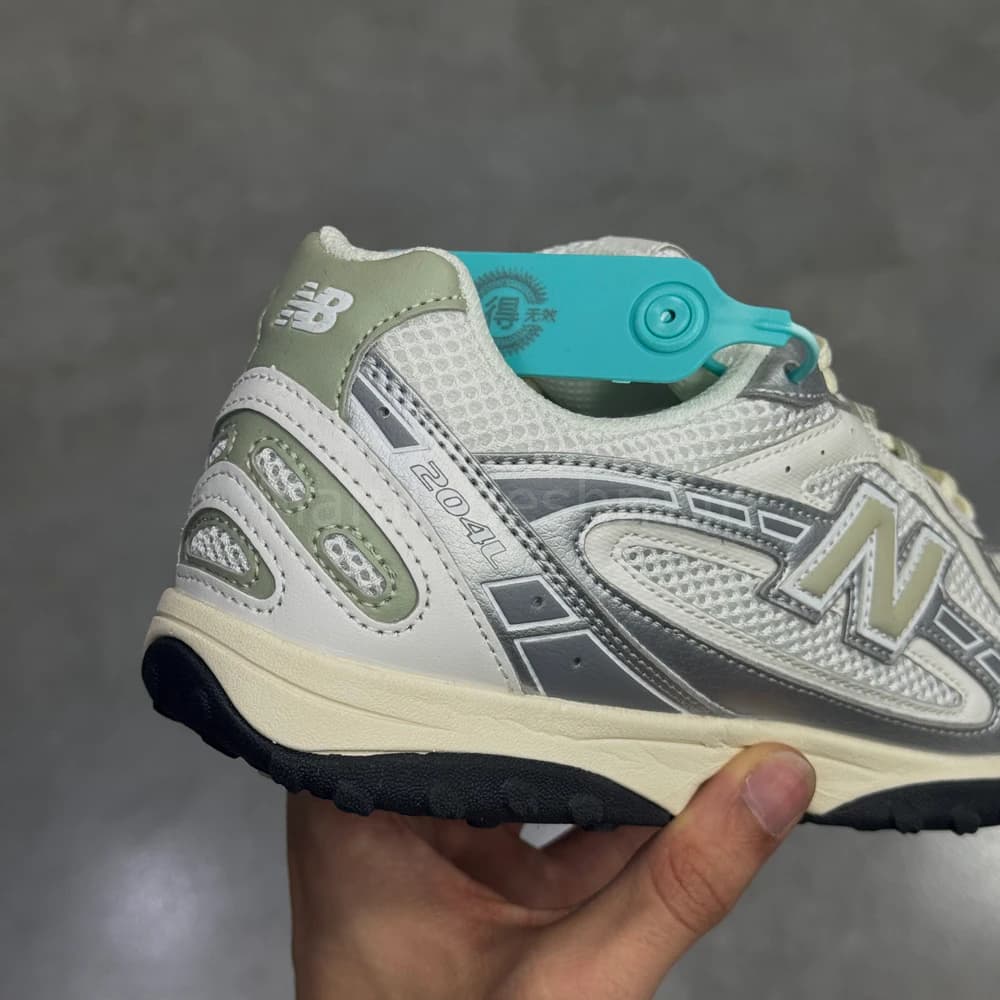 کتونی نیوبالانس 204L نقره ای سبز New Balance — تصویر ۴