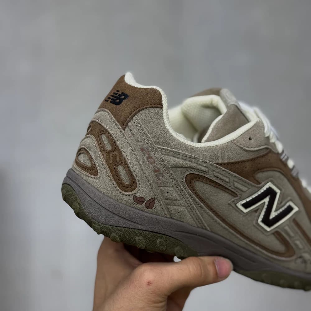 کتونی نیوبالانس 204L قهوه ای New Balance — تصویر ۴