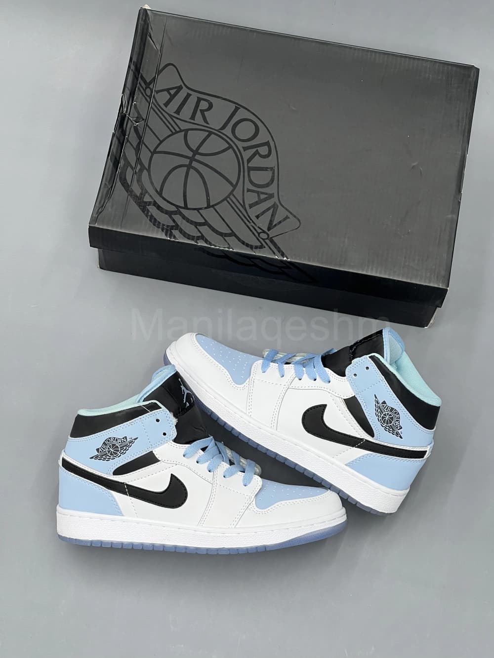 کفش نایک جردن وان ساقدار آبی یخی Jordan 1 Mid SE Ice Blue