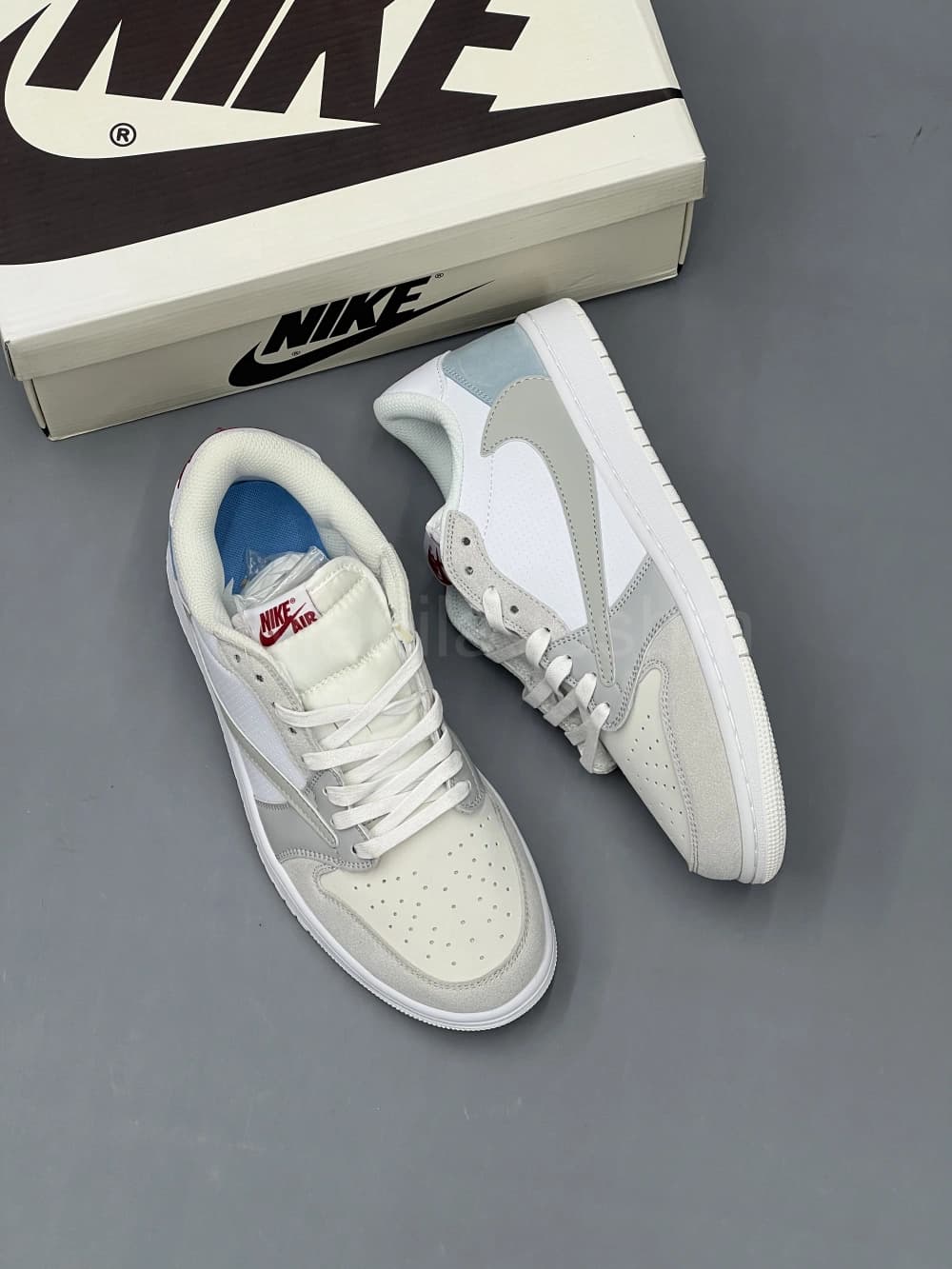 کفش جردن تراویس پاریس Jordan 1 Low Travis Scott Paris — تصویر ۲
