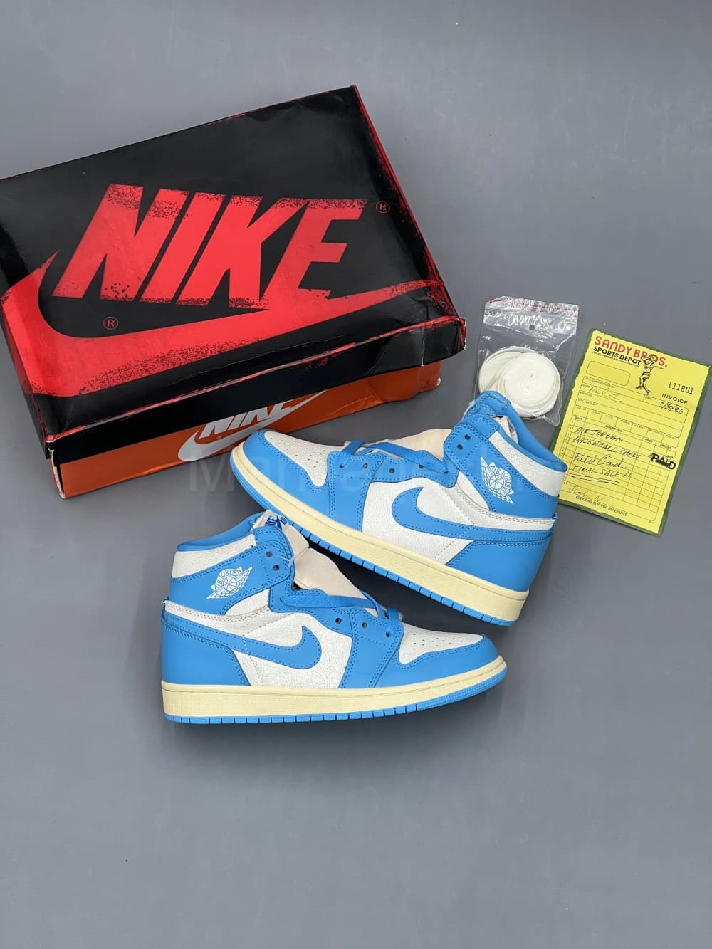 کفش جردن وان ساقدار آبی سفید Jordan 1 Retro High UNC Reimagined
