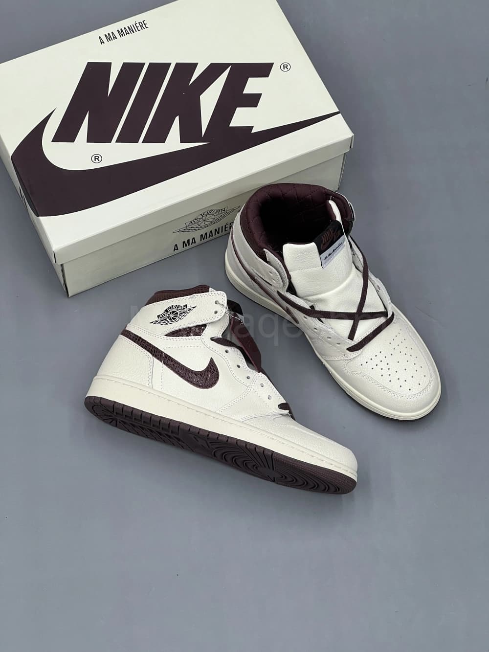 کفش جردن وان ساقدار اما مانیر Jordan 1 Retro High OG x A Ma Manière — تصویر ۲