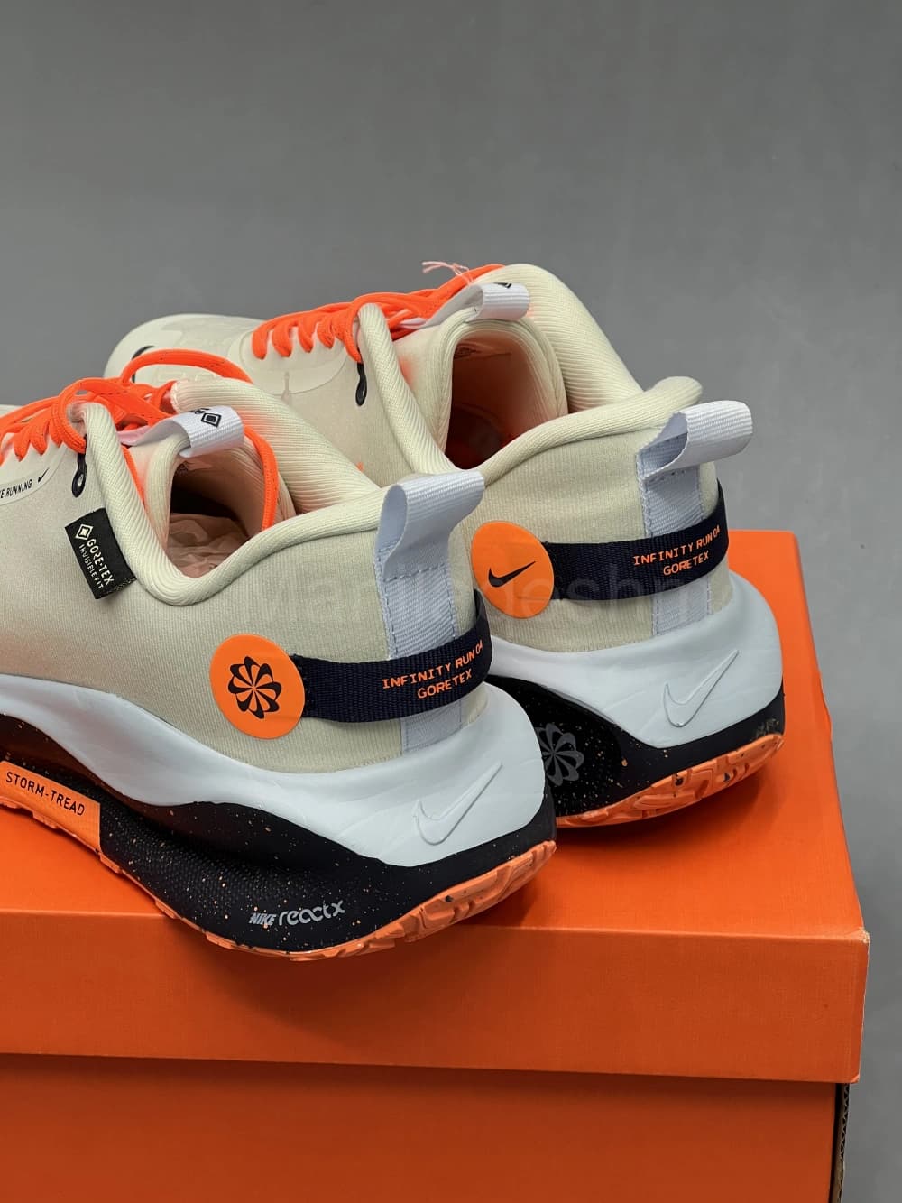 کفش نایک اینفینیتی 4 گورتکس کرم Nike Infinity — تصویر ۳