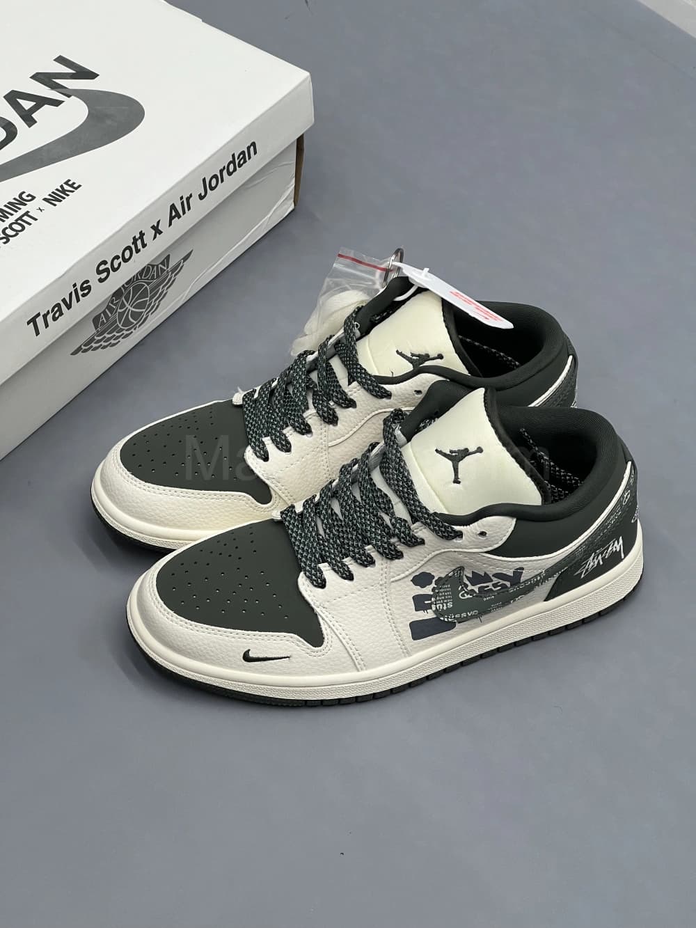 کفش جردن وان استاسی کرم سبز Air Jordan 1 Low Stussy — تصویر ۲