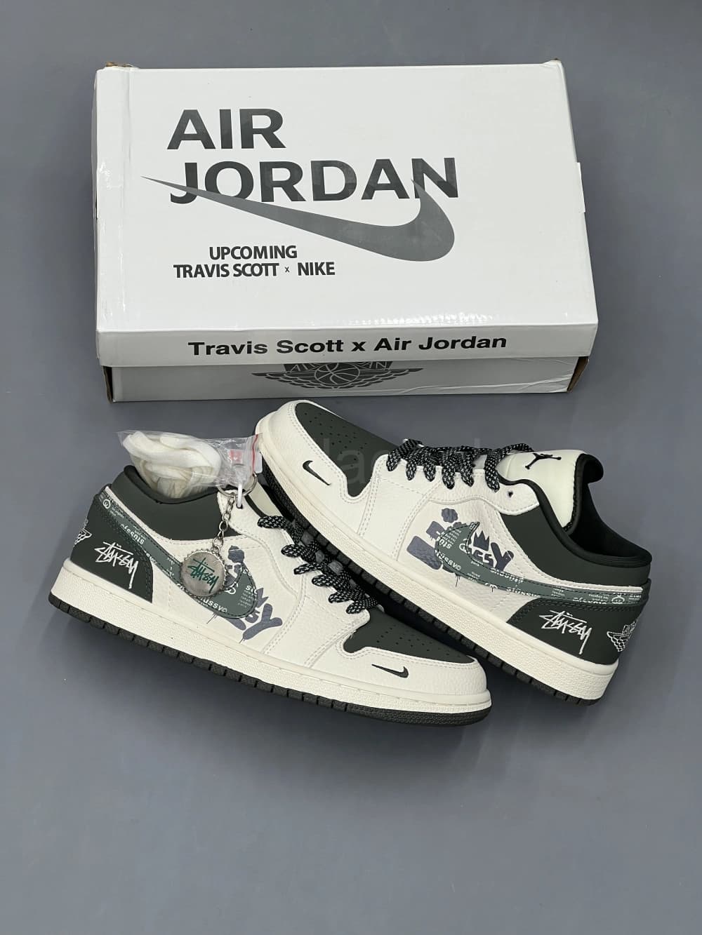کفش جردن وان استاسی کرم سبز Air Jordan 1 Low Stussy
