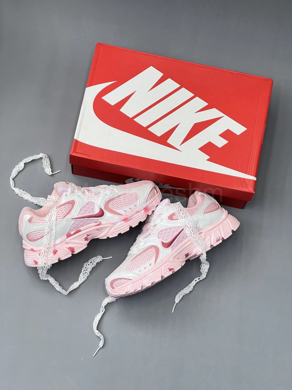 کفش نایک وی فایو صورتی Nike V5 RNR Pink