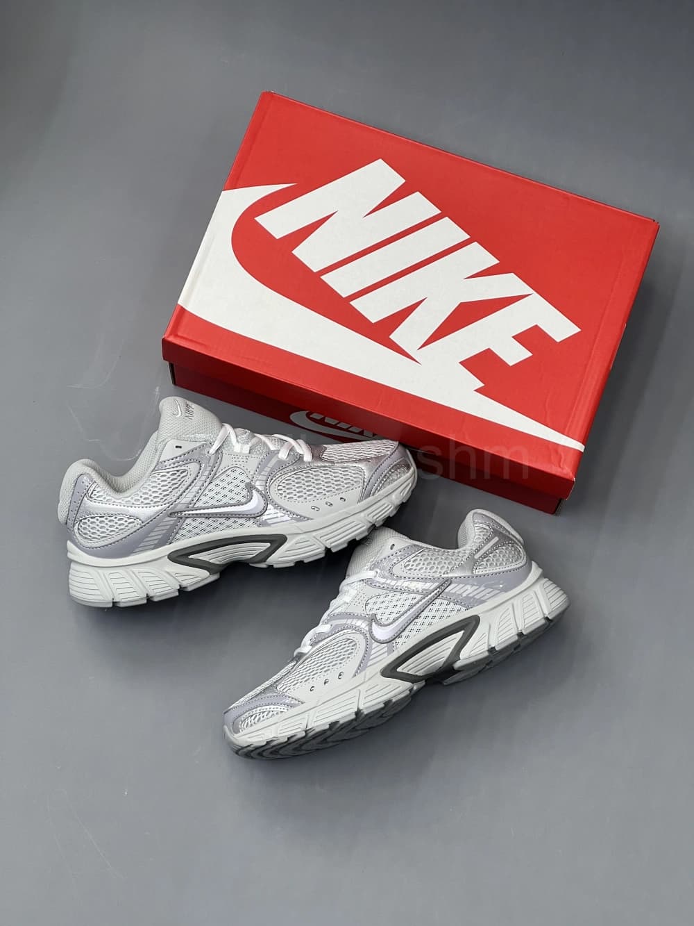 کفش نایک وی فایو طوسی Nike V5 RNR Gray