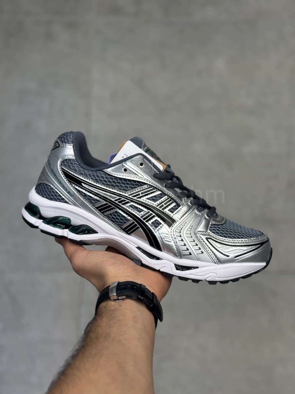 کفش اسیکس کایانو 14 نقره‌ای طوسی تیره ASICS Kayano 14 Metropolis