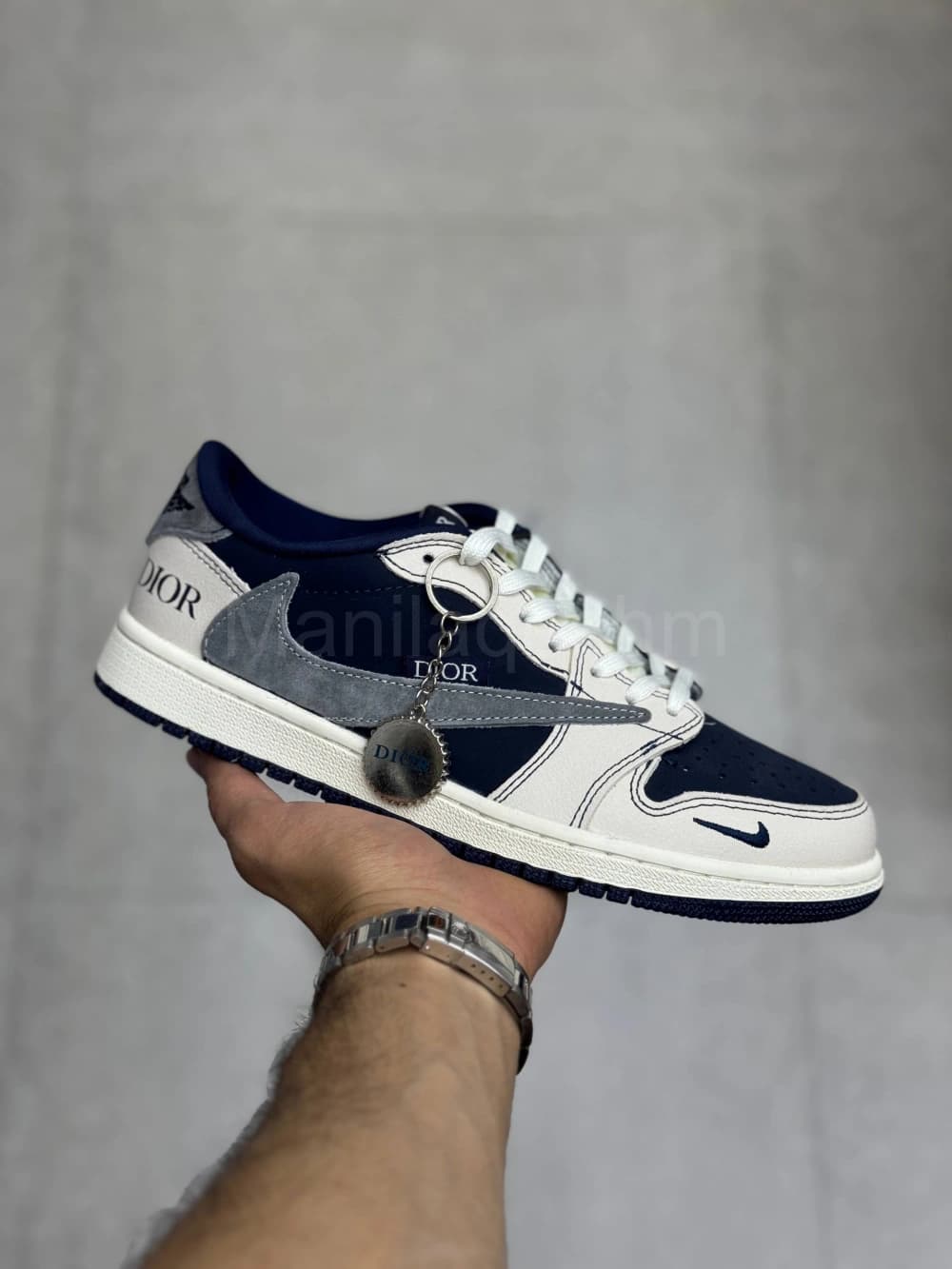 کفش جردن تراویس دیور سرمه‌ای Jordan 1 x Travis Scott
