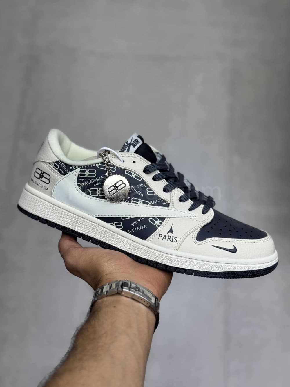 کفش جردن تراویس بالنسیاگا کرم مشکی Jordan 1 x Travis Scott