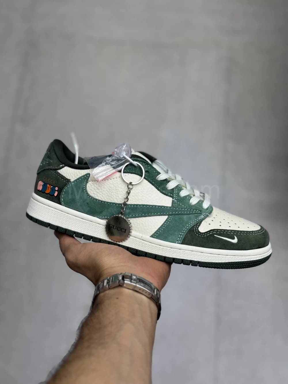 کفش جردن تراویس گوچی کرم سبز روشن Jordan 1 x Travis Scott