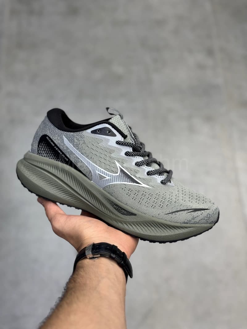 کفش میزانو استرو پلاس سبز زیتونی Mizuno Astro Plus Olive Green