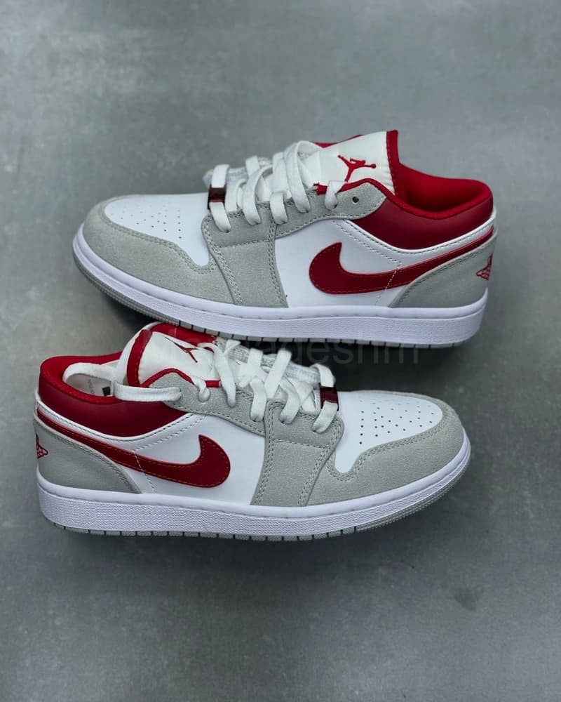 کفش جردن وان طوسی قرمز Jordan 1 Low Light Smoke Grey Red