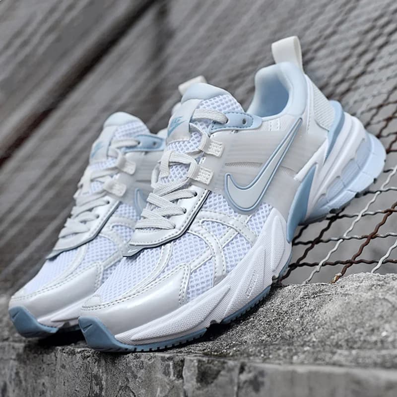کتونی نایک وی تو کی ران سفید آبی یخی Nike V2K White Light Smoke Grey
