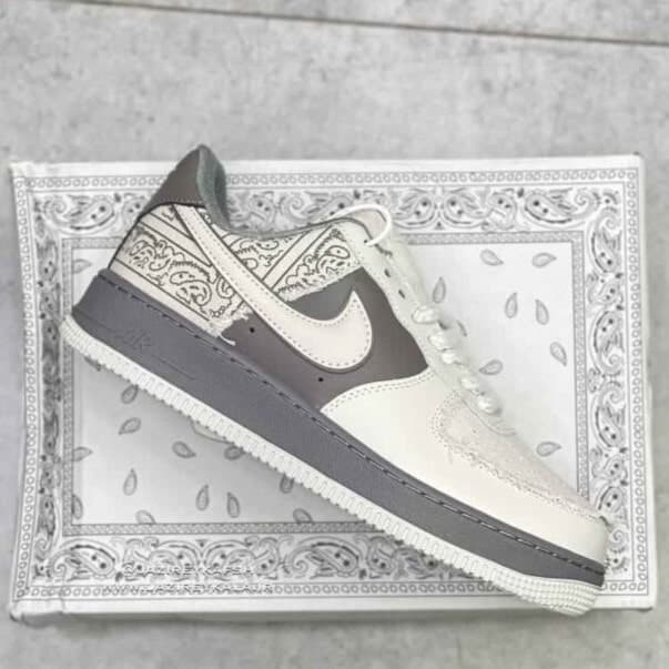 نایک ایر فروس وان بیگ بنگ طوسی Nike Air force 1 Big Bang — تصویر ۴